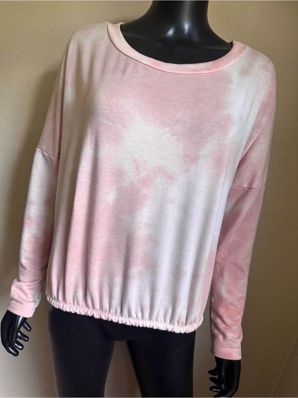 Altar’d State Peach Pink Cloud Tie-Dye Crewneck Pullover Sweatshirt